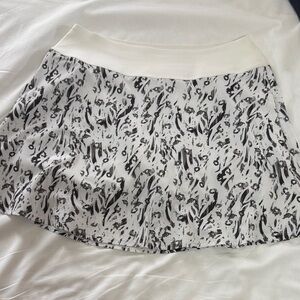 Stylish Black and White Women's Skirt